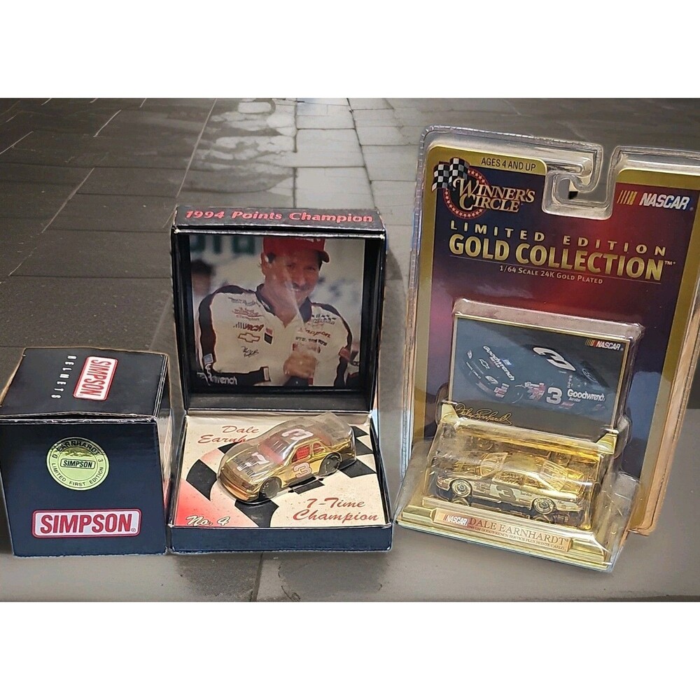 NASCAR Dale Earnhardt Gold Collection 1/64 Gold Diecast / Helmet/ Points Champ